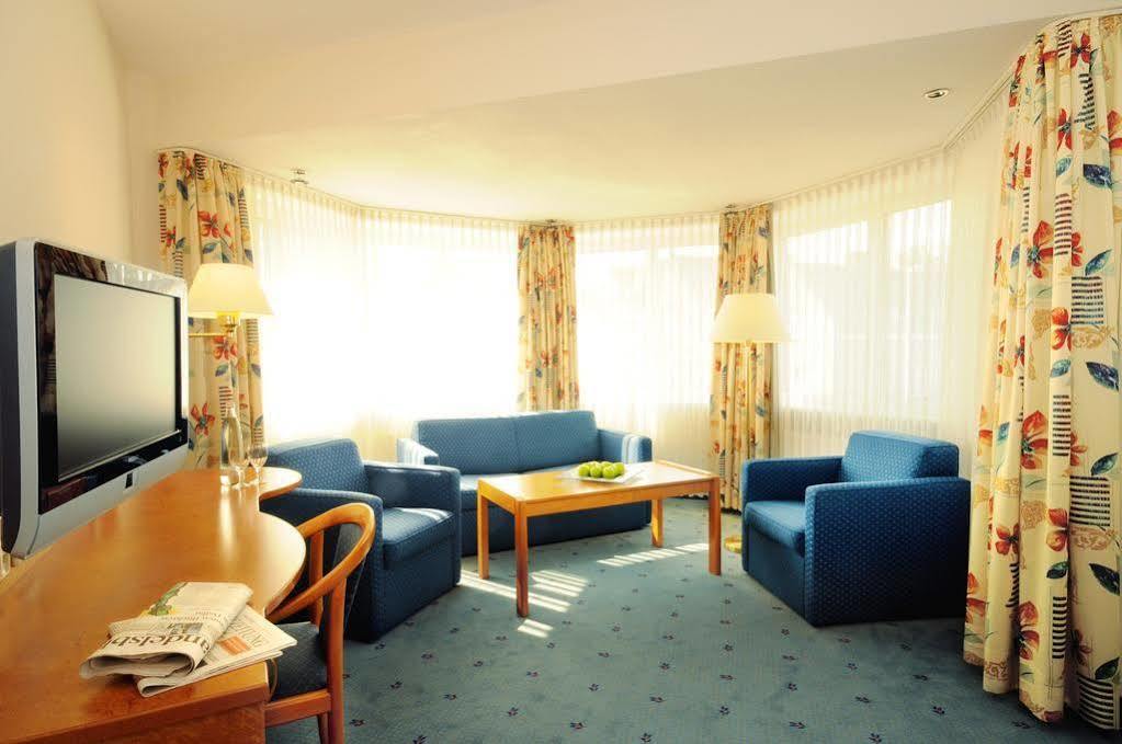 Hotel Frisia Leer Exterior foto